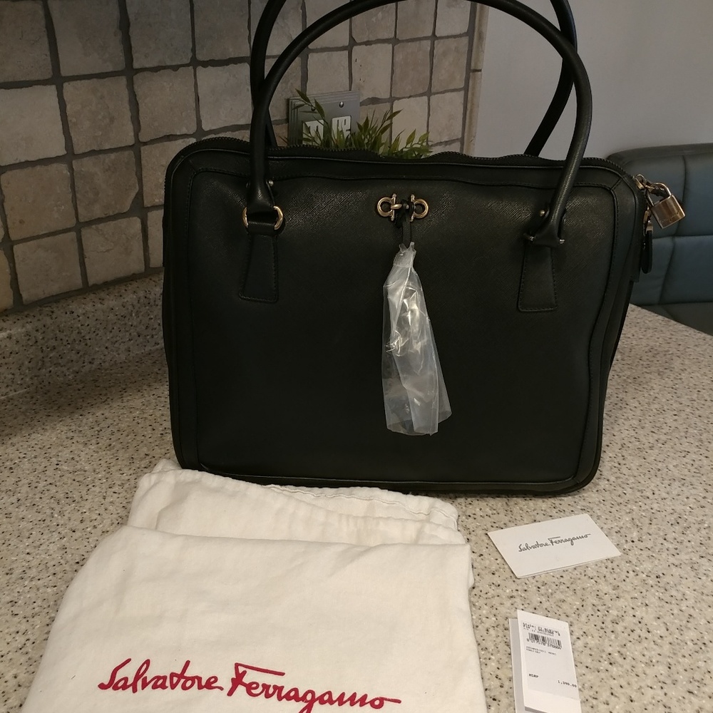 Ferragam0 bag